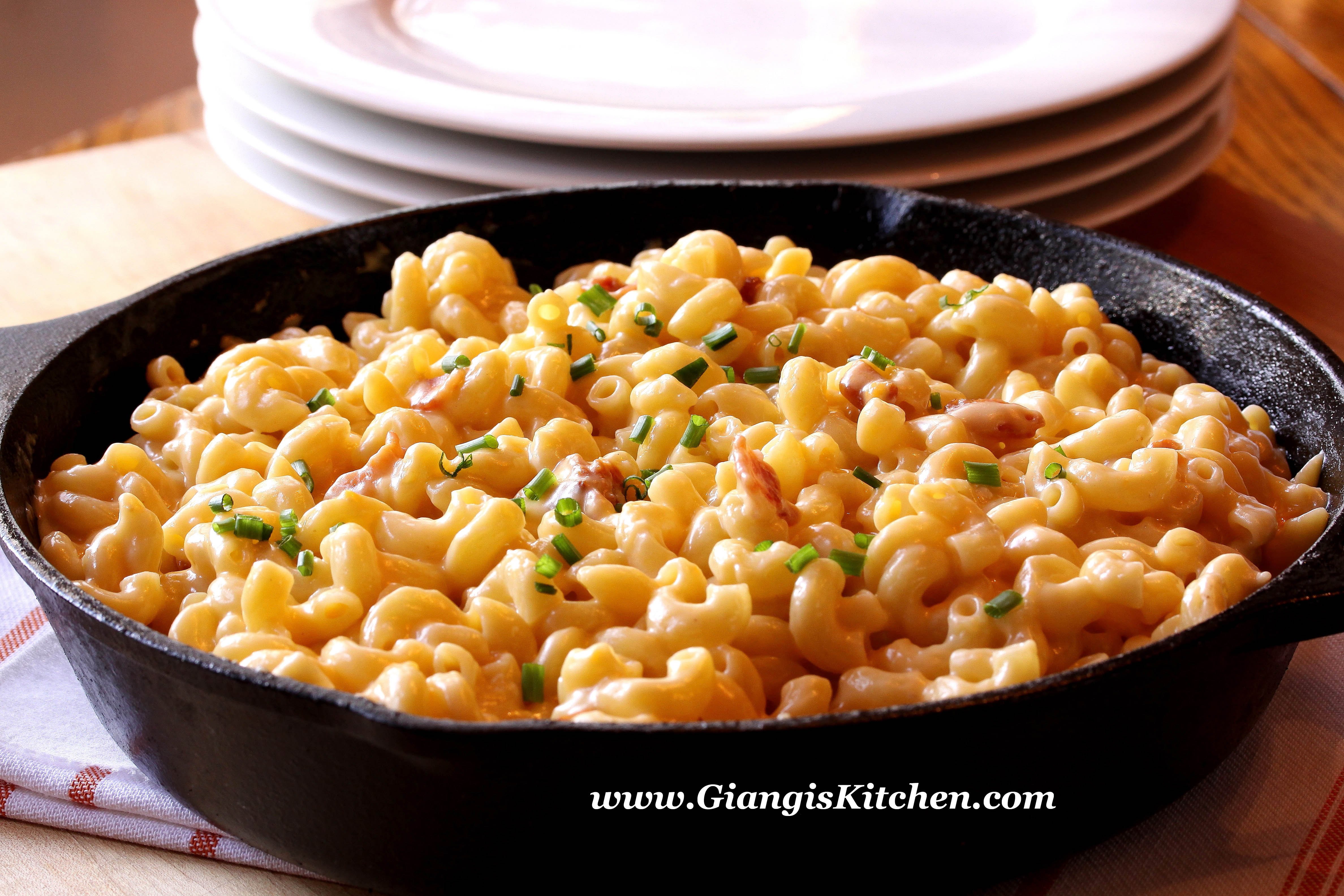 foodista-recipes-cooking-tips-and-food-news-stove-top-macaroni